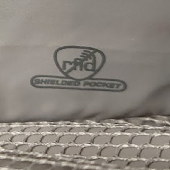 Travelon Quilted Anti-Theft Crossbody Bag | Zipper Locks + Cut-Proof Strap - Picture 12 of 15